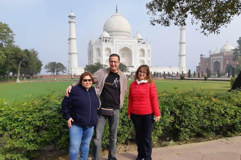 From Delhi: Taj Mahal Sunrise Tour with Skip-the-Line Ticket Private Car & Tour Guide Only