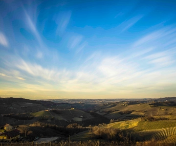 Monforte d'Alba: Jacuzzi Ritual with Wine Tasting
