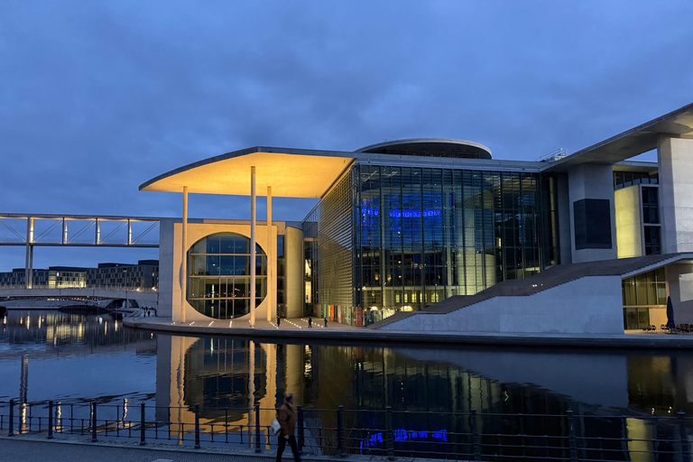Berlin Night Walking Tour - Iconic Illuminated Landmarks Private Berlin Sunset Walking Tour - Iconic Landmarks