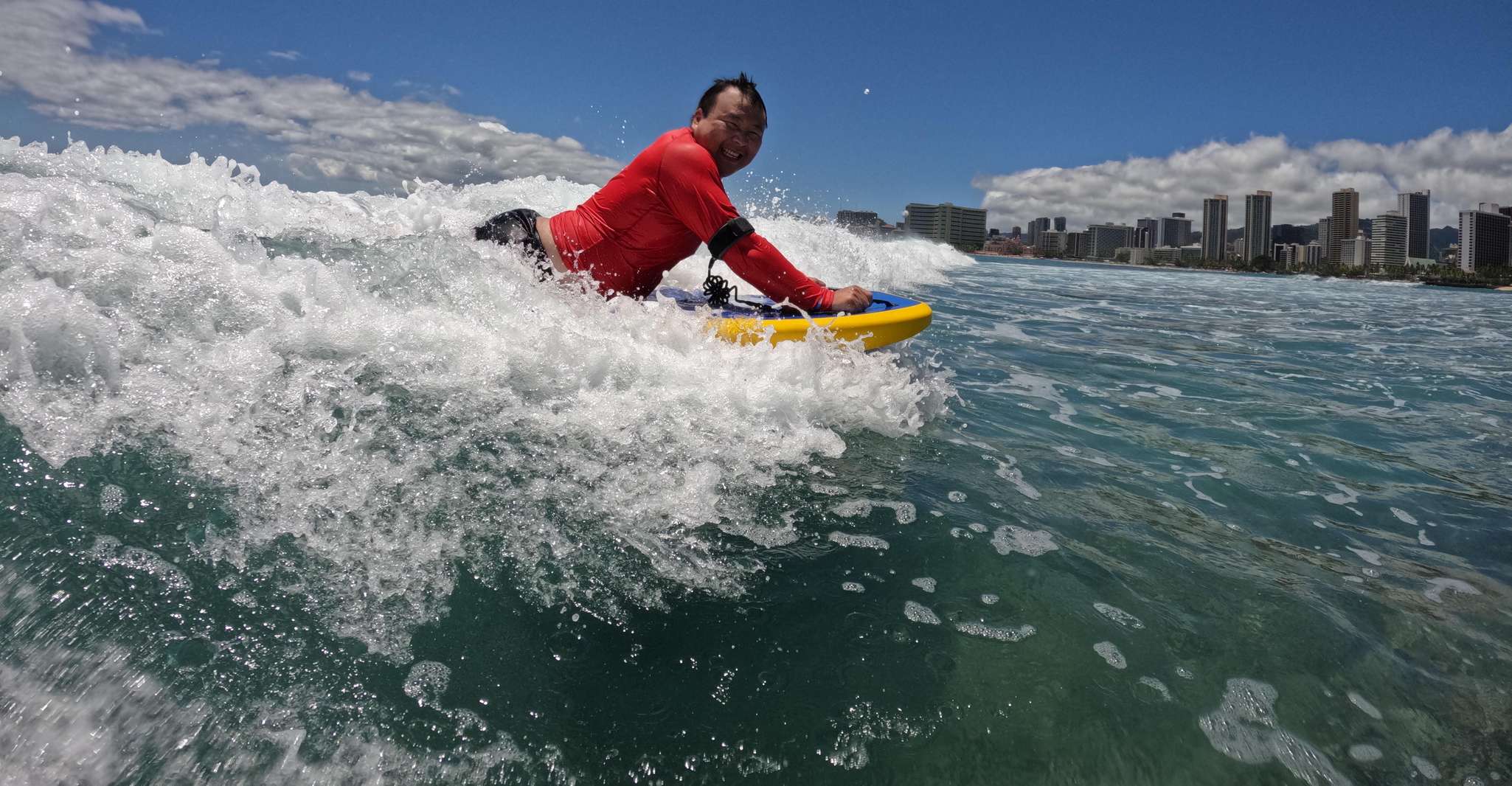 Family Bodyboarding, 1 parent, 1 child under 13, and others - Housity