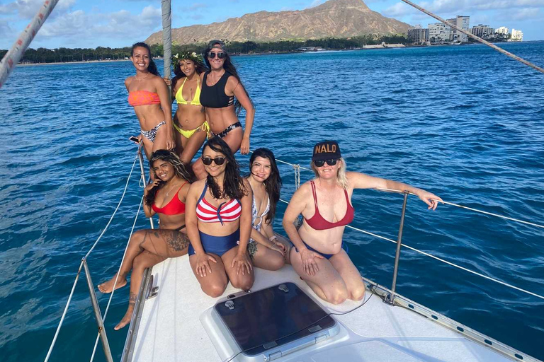 Oahu : Waikiki sailing turtle snorkeling in small groups Oahu : Waikiki sailing turtle snorkeling