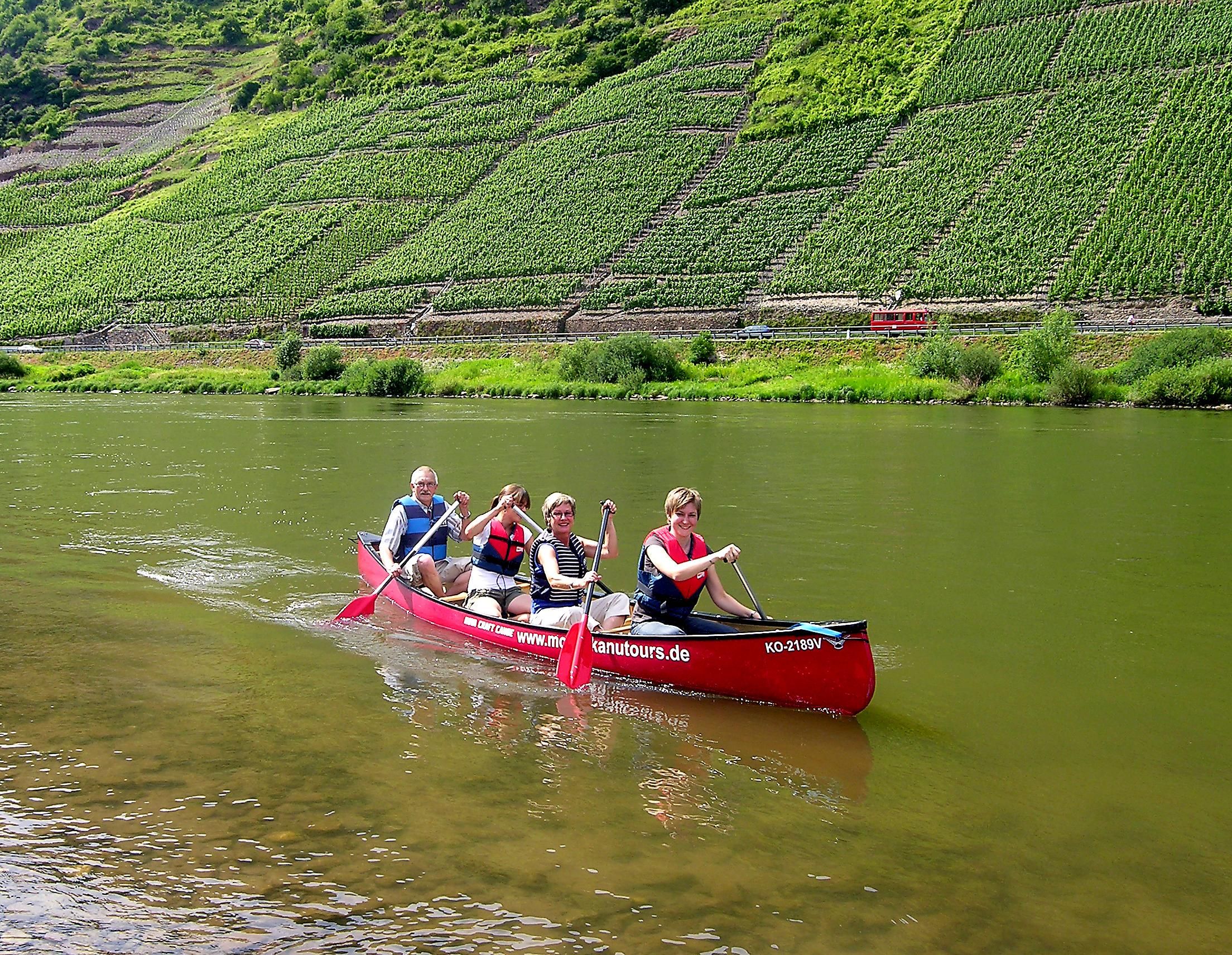 Traben-Trarbach, Mosel: Kanutour und Winzereinkehr inkl. Essen