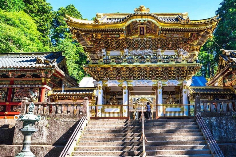 Takayama/Kanazawa: Shirakawa-go and Takayama Private Tour