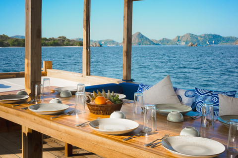 Komodo in a Day — A Luxury Sailing Experience