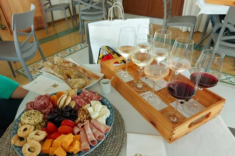 Malta: 2-Hours Wine Tasting Experience with Food Pairings