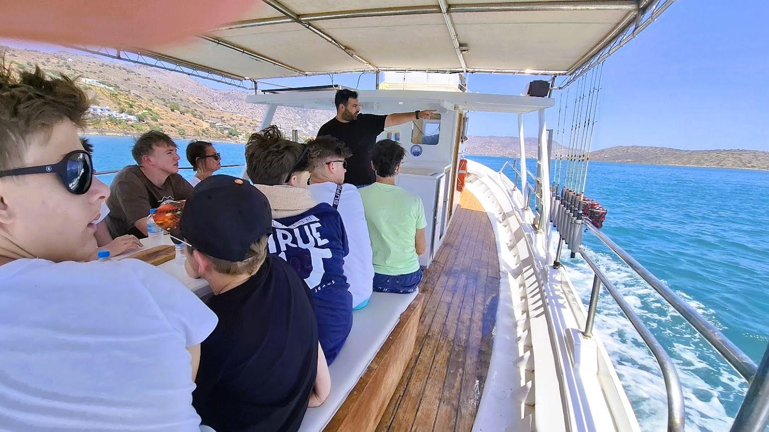 Kreta: Bootstour zum Fischen und Schwimmen mit Mittagessen und Getränken