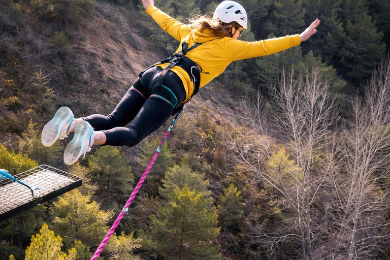 Alcoy: Bungee jumping in a natural setting at Font Rotja