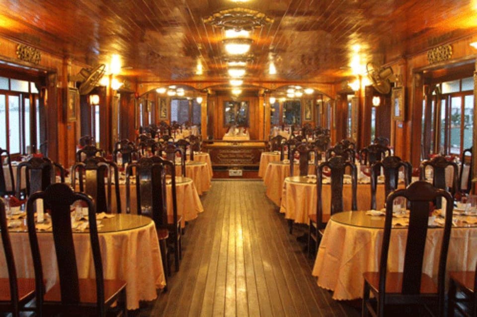 From Ho Chi Minh: Dinner on Cruise Which Buffet or Set Menu | GetYourGuide