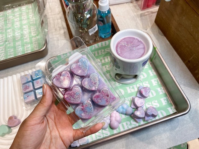Bangkok: Perfume Making Workshop near BTS Siam