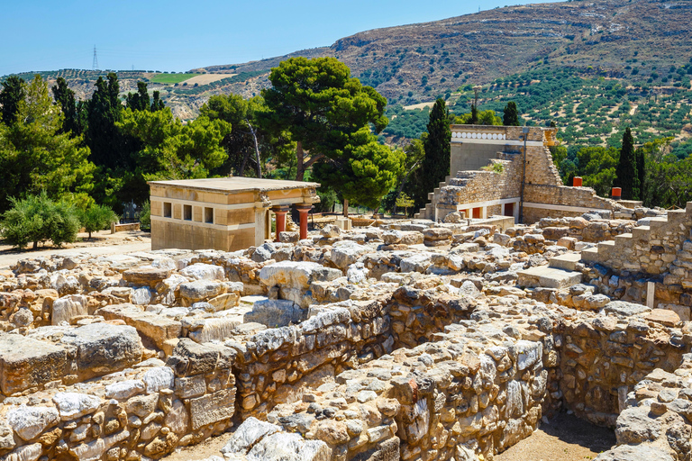 Knossos: Private Skip-the-Line Tour with Licensed Guide