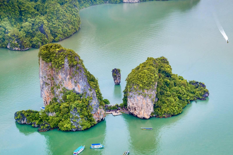 Phuket : Excursion d&#039;une journée en hors-bord dans les îles James Bond et Khai