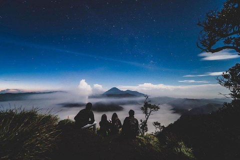 Bromo Middernacht Tour vanaf Bali/Banyuwangi zonder overnachtingBromo Middernacht Tour vanuit Banyuwangi