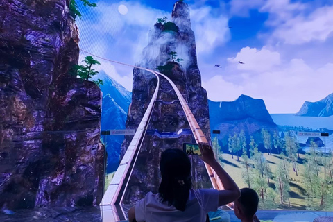 Guangzhou Day Tour: Trolley, Glass Museum &amp; Night Cruise