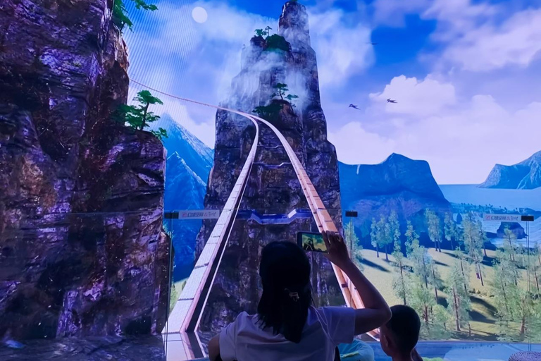 Guangzhou Day Tour: Trolley, Glass Museum &amp; Night Cruise