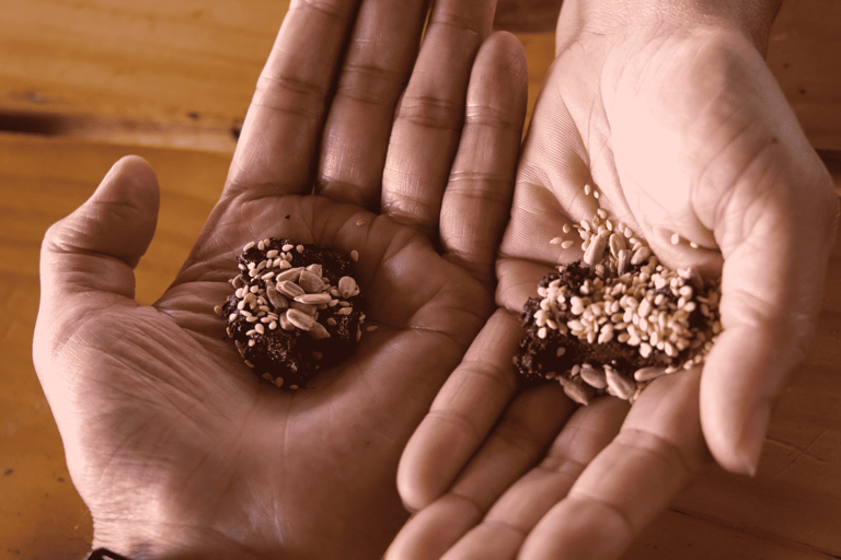 Minca: Coffee Farm, Jungle Hike & Chocolate Workshop Minca: Full Day Minca Tour with Jungle Joe