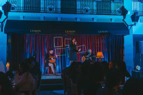WOW Porto: Jantar e Espetáculo de Fado