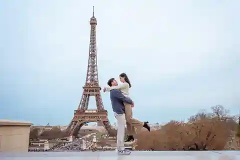 Fotograf Paryż 1h w pobliżu wieży Eiffla lub w Paryżu