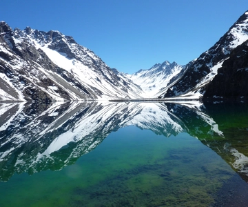 Santiago: Inca Lagoon and Vineyard Visit with Wine Tasting