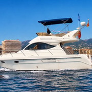 Fuengirola: Dolphin Watching on a Luxury Yacht with a Premium Drink