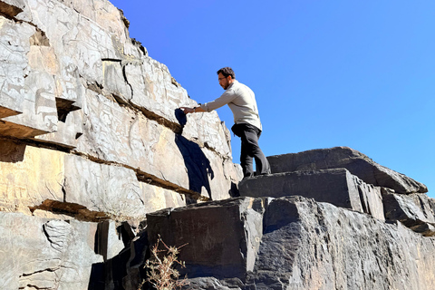 Bukhara: Nurata, Sarmyshsoy Petroglyphs & Gijduvan Day Trip Private tour. Sarmyshsoy Gorge & Gijduvan