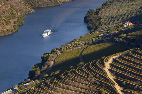 Från Porto: Vacker båttur genom Pinhão och Douro-dalenTur med mötesplats