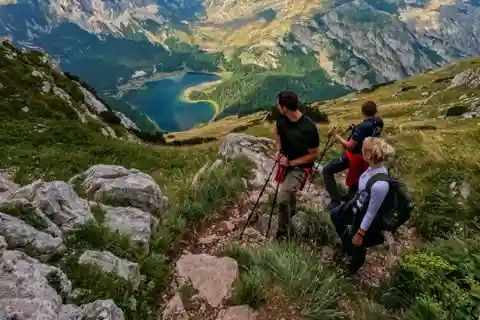 Besteigung des Maglić: Besuch des Trnovačko-Sees