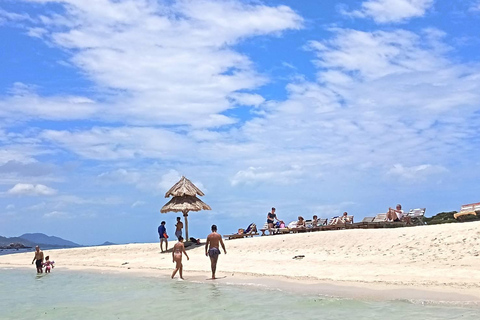 Koh Samui: Private Customizable Tour with Driver and Guide