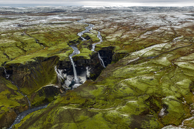 From Reykjavík: Landmannalaugar Transfer with Scenic Stops