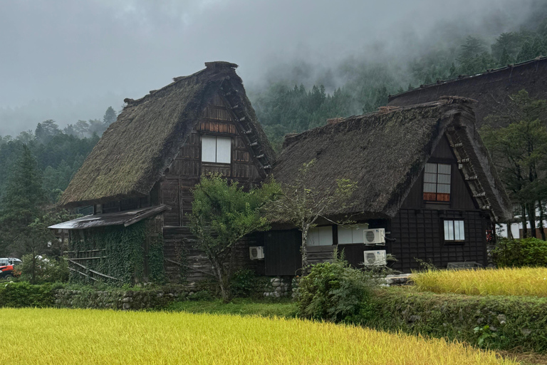 Day Trip to Shirakawago &amp; KanazawaDay trip to Shirakawago only