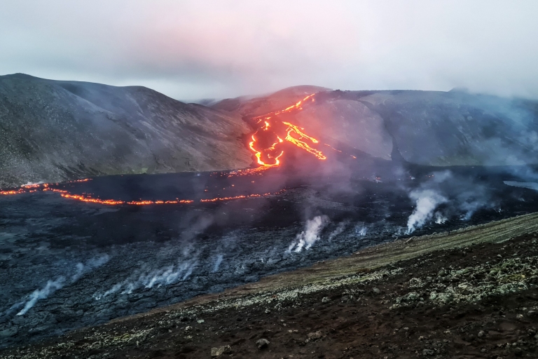 Van Reykjavík: Fagradalsfjall-vulkaanwandeling met geoloog