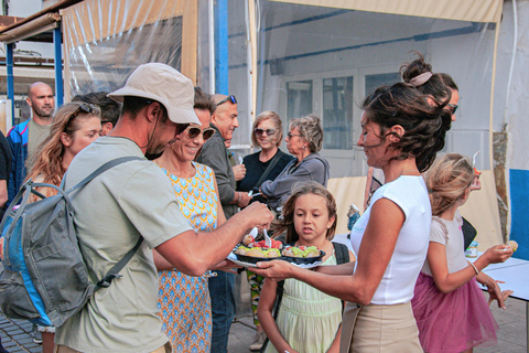 Corralejo: passeio a pé com degustação de produtos locaisCorralejo: Passeio a pé com degustação de produtos locais