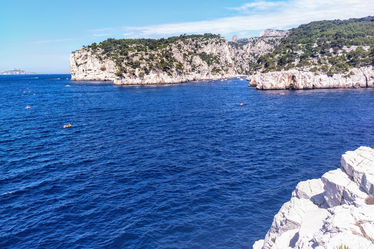 Cassis : Hiking Tour 2 Calanques with swimming