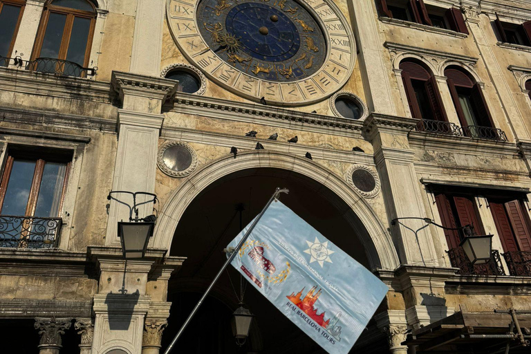 Venice: St. Mark's Basilica Ticket with Audio Guide Upgrade: St. Mark's Basilica + Shared Gondola Ride