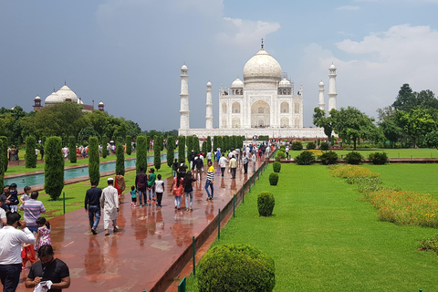 From Delhi: Agra Day Trip with Taj Mahal and Agra FortAC Car and Tour Guide Service Only