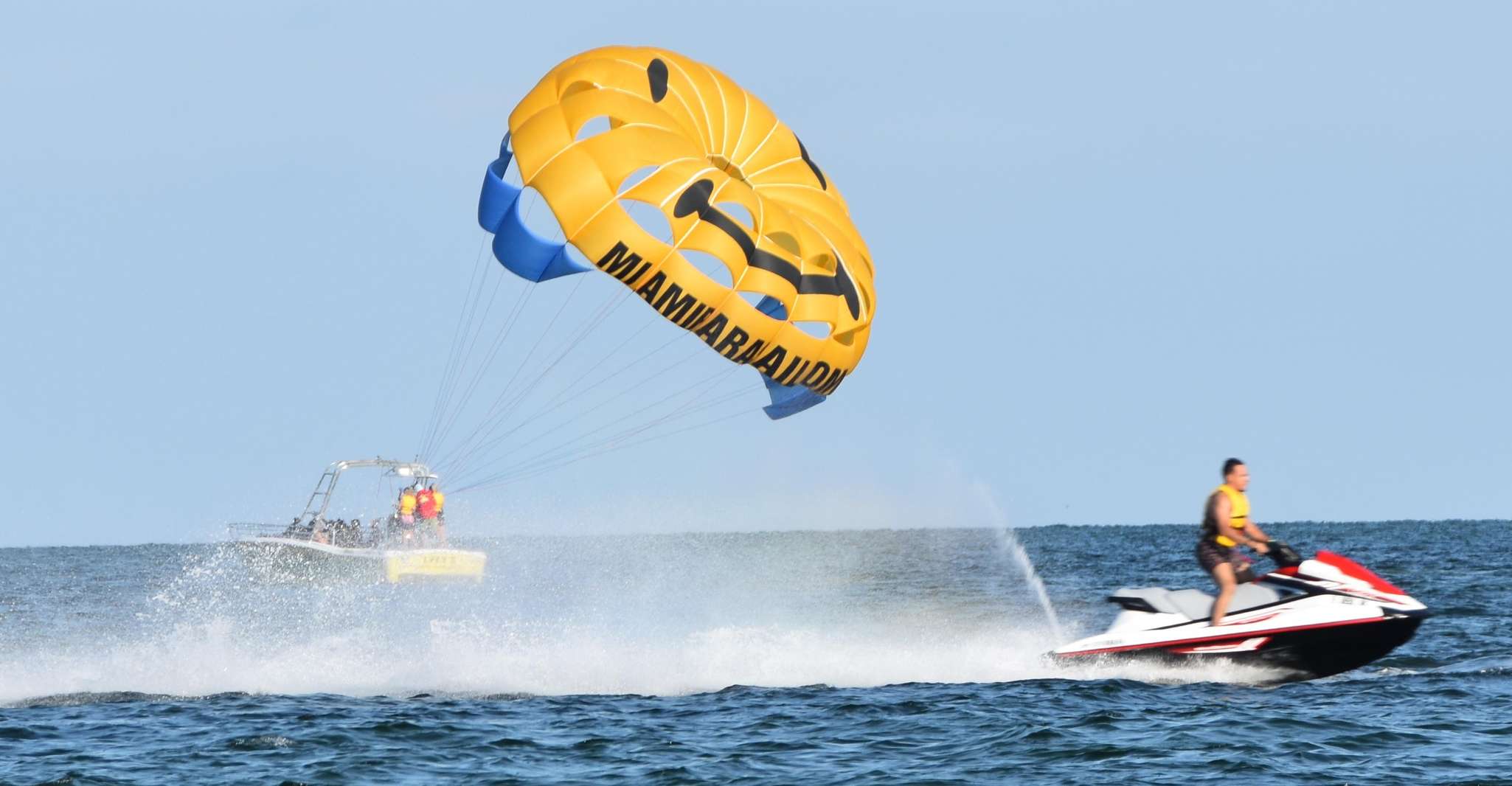 Miami, Parasailing Experience in Biscayne Bay - Housity