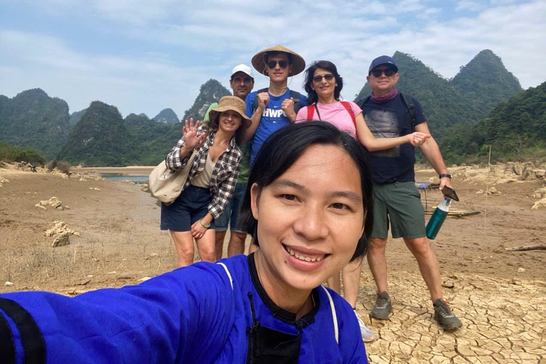 Cao Bang: Ban Gioc Waterfall Day Tour by Motorbike or Car Full-Day Car Tour with a Local Guide