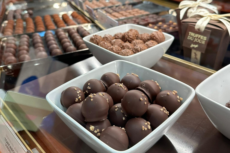 Zurich Walking Food Tour: an itinerant Swiss full meal Zurich Sunset Walking Tour: an itinerant Swiss dinner