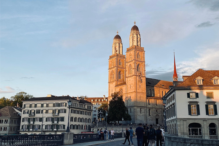 Zürich: Tour of the Past and Present day Zürich