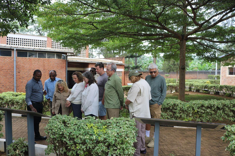 جولة في قرية مايانجي للمصالحة