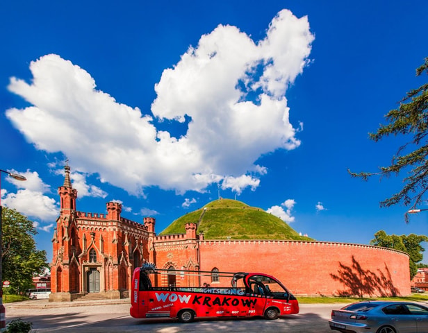 Krakow: Hop-On Hop-Off Bus Tour - UNESCO City & Audio Guide