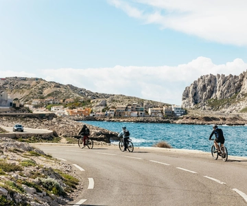 From Marseille: Guided E-Bike Tour to Calanque de Sormiou