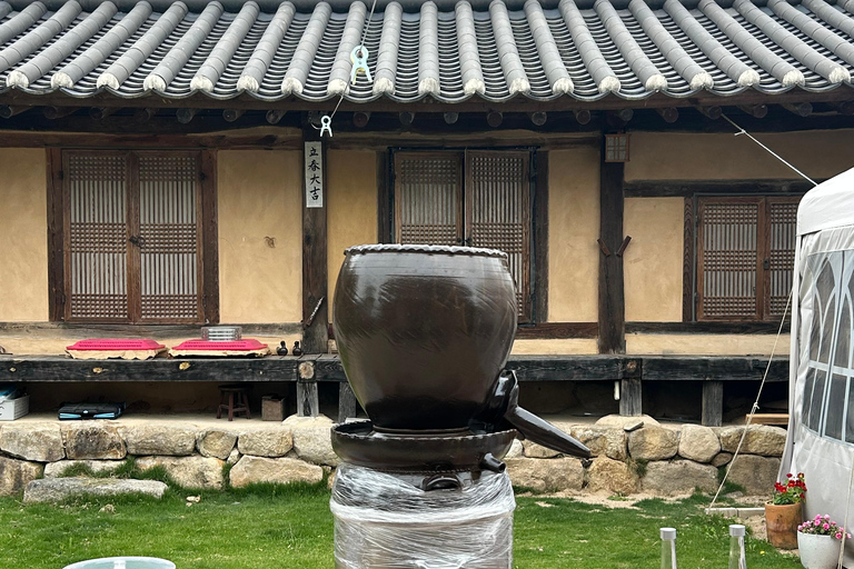 Busan: Caminata por el monte Naeyeonsan con elaboración de makgeolliBusan: Excursión al monte Naeyeonsan con elaboración de makgeolli