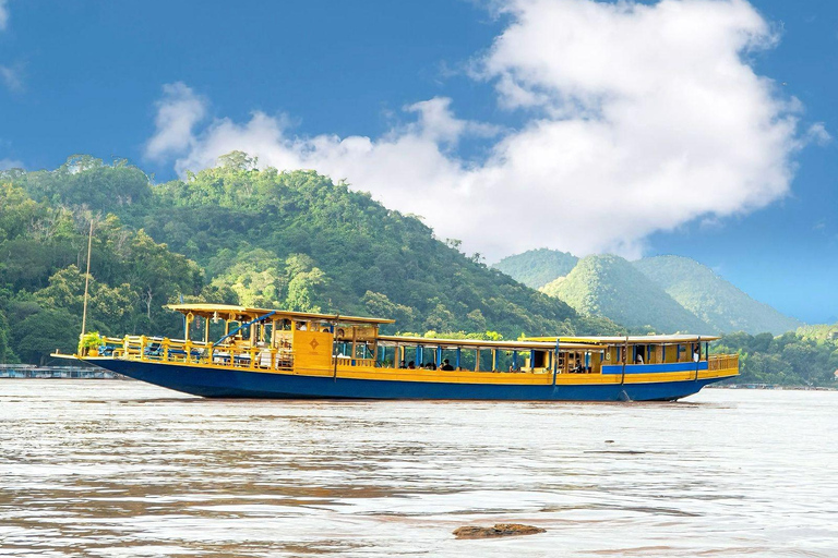 Luang Prabang: Almosengabe am Morgen &amp; Bootsfahrt zu den Pak Ou-Höhlen
