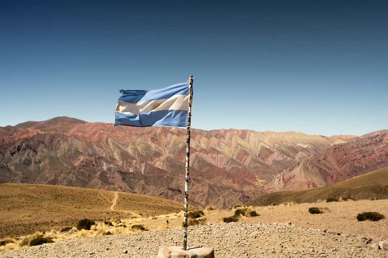 From Salta: Guided visit to Humahuaca and Hornocal