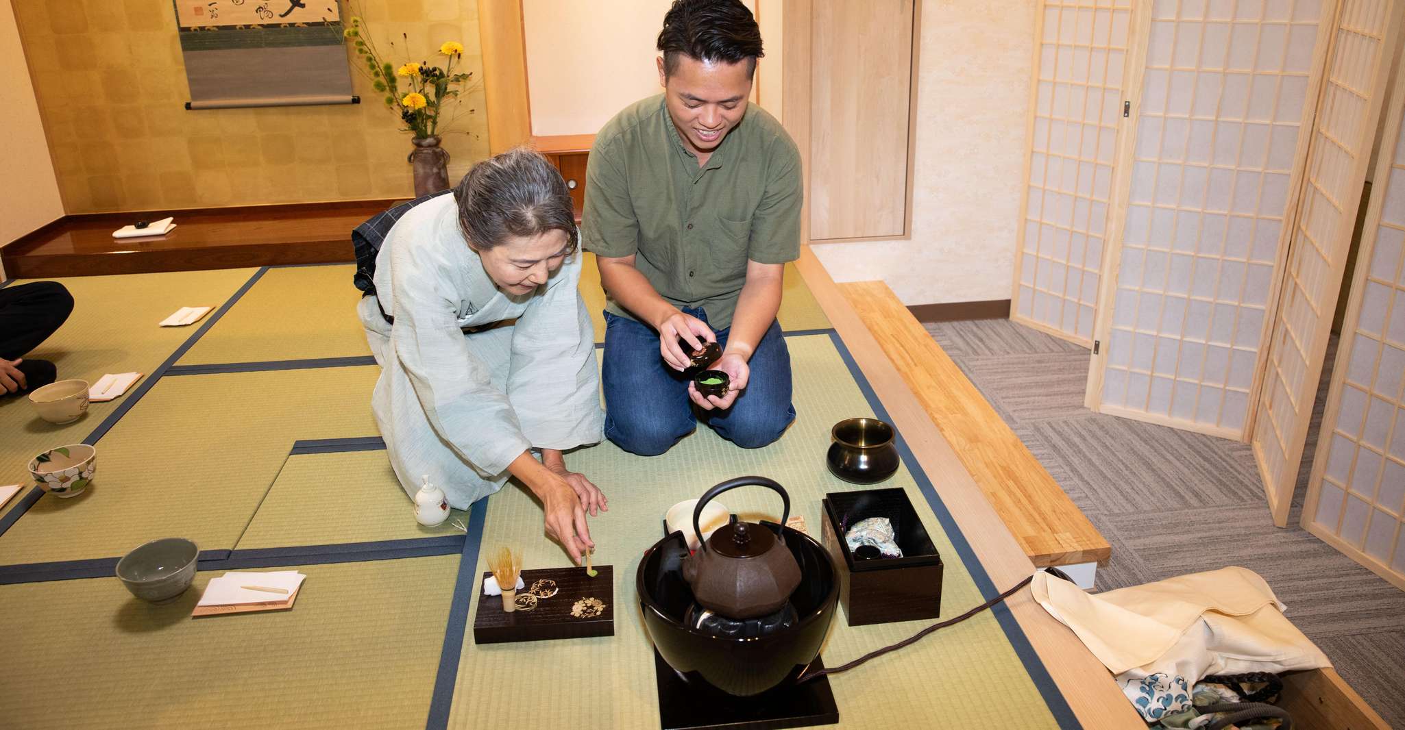 Tokyo: Tea Ceremony Experience in Asakusa photo 9