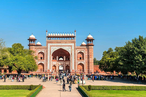 Desde Delhi: Excursión al Amanecer y Atardecer del Taj Mahal en Coche