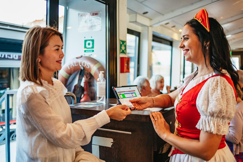 Budapest : Dîner-croisière à 4 plats avec spectacle de pianoDîner à 4 plats