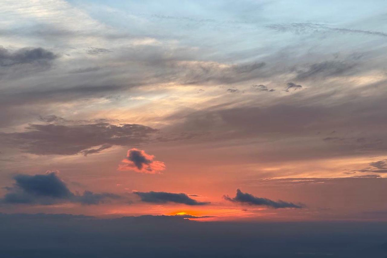 Penang: Penang Hill Sunrise Tour with Morning Market Visit