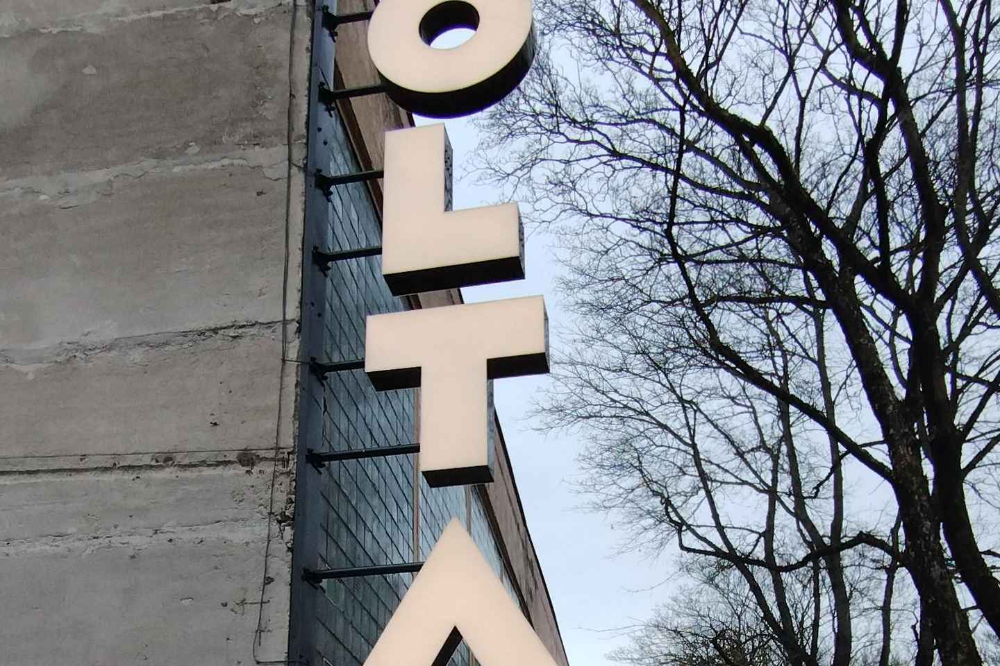 Kalamaja: Wooden Homes to Factories Engineer Walking Tour