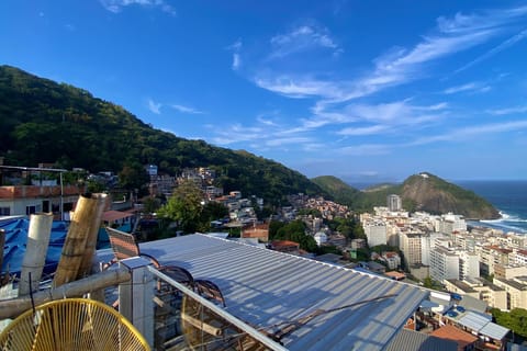 Rio: Favela Tour Imersion in Babilônia and Chapéu Mangueira